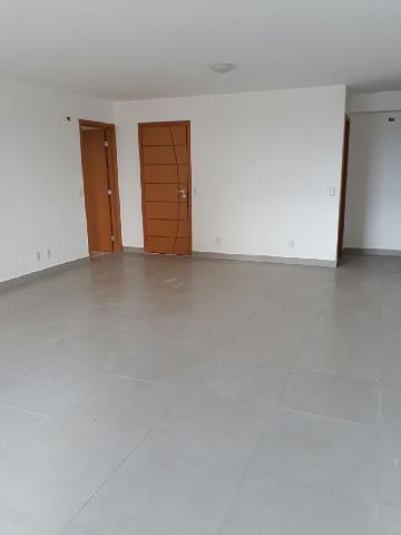 Alugar Apartamentos / Padrão em São José dos Campos. apenas R$ 4.200,00